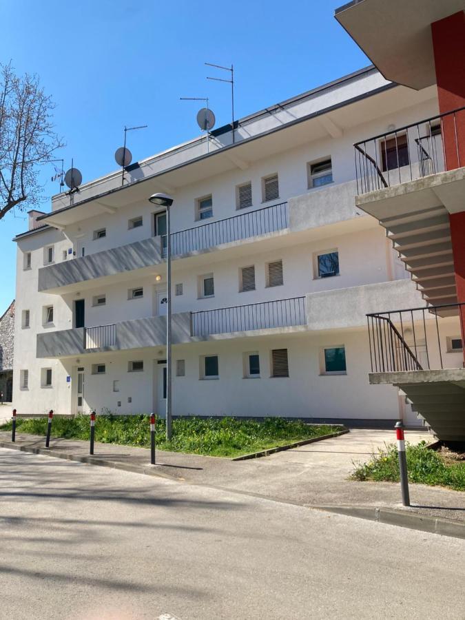 App Goga Apartment Umag Luaran gambar